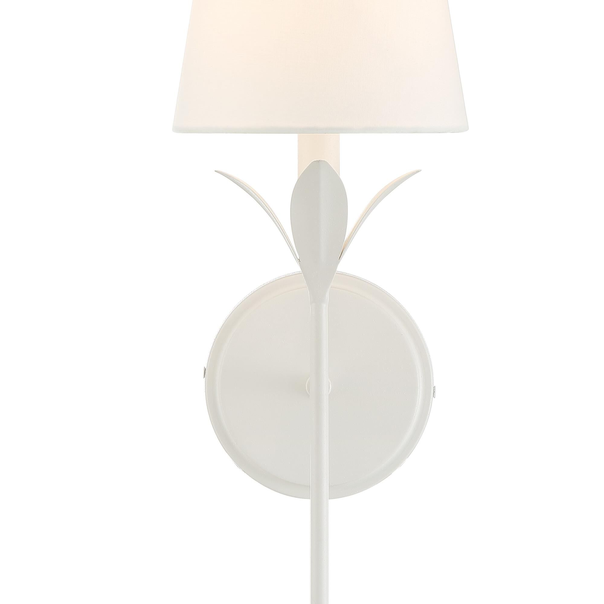 Shown in Matte White finish and Silk glass and Silk shade