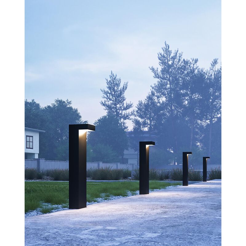 Evans 24 Inch Bollard Kuzco Lighting