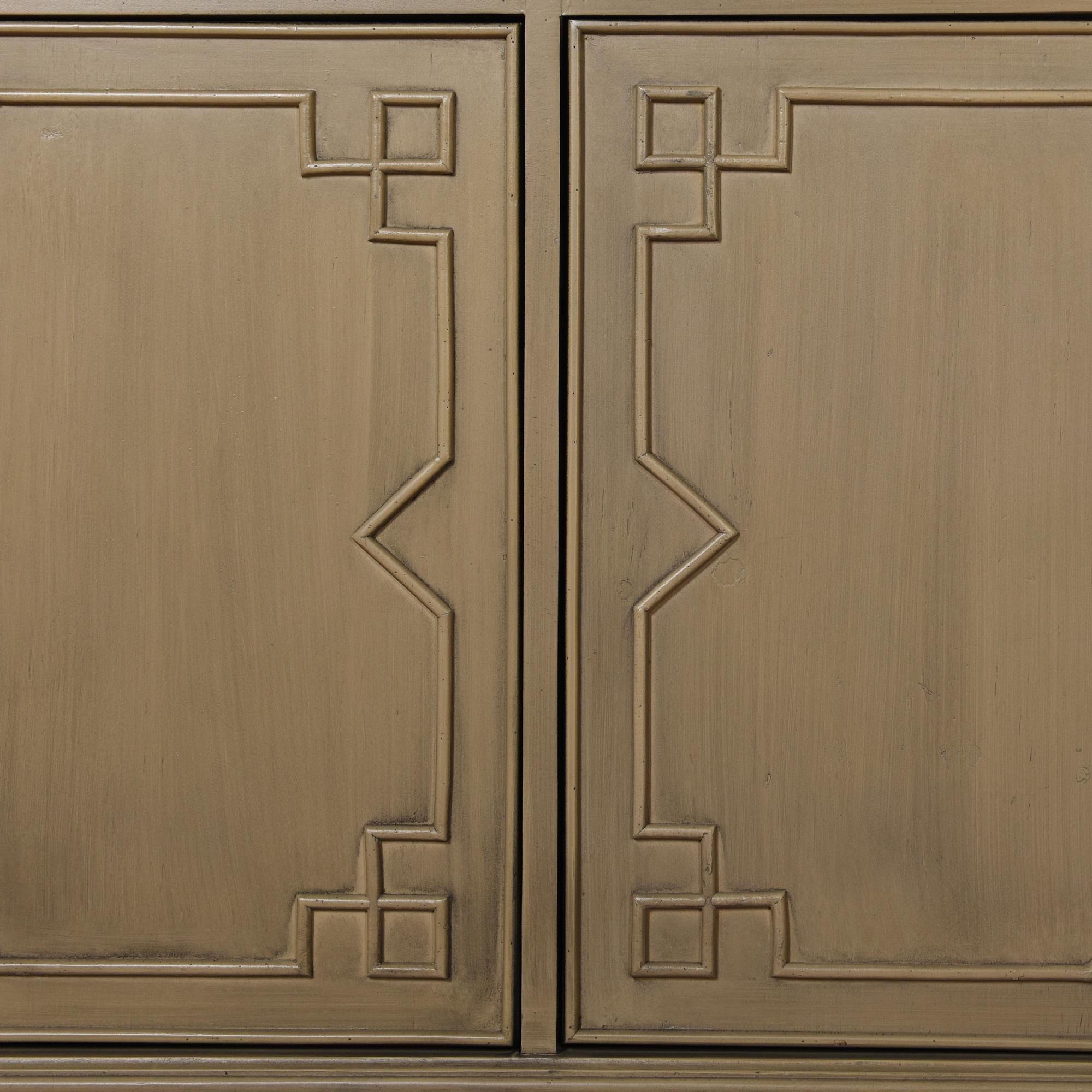 Shown in Beige Brushed and Silver finish