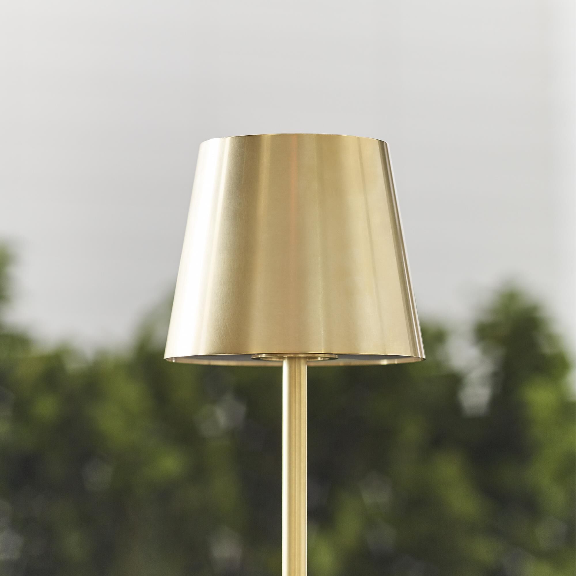 Shown in Natural Brass finish