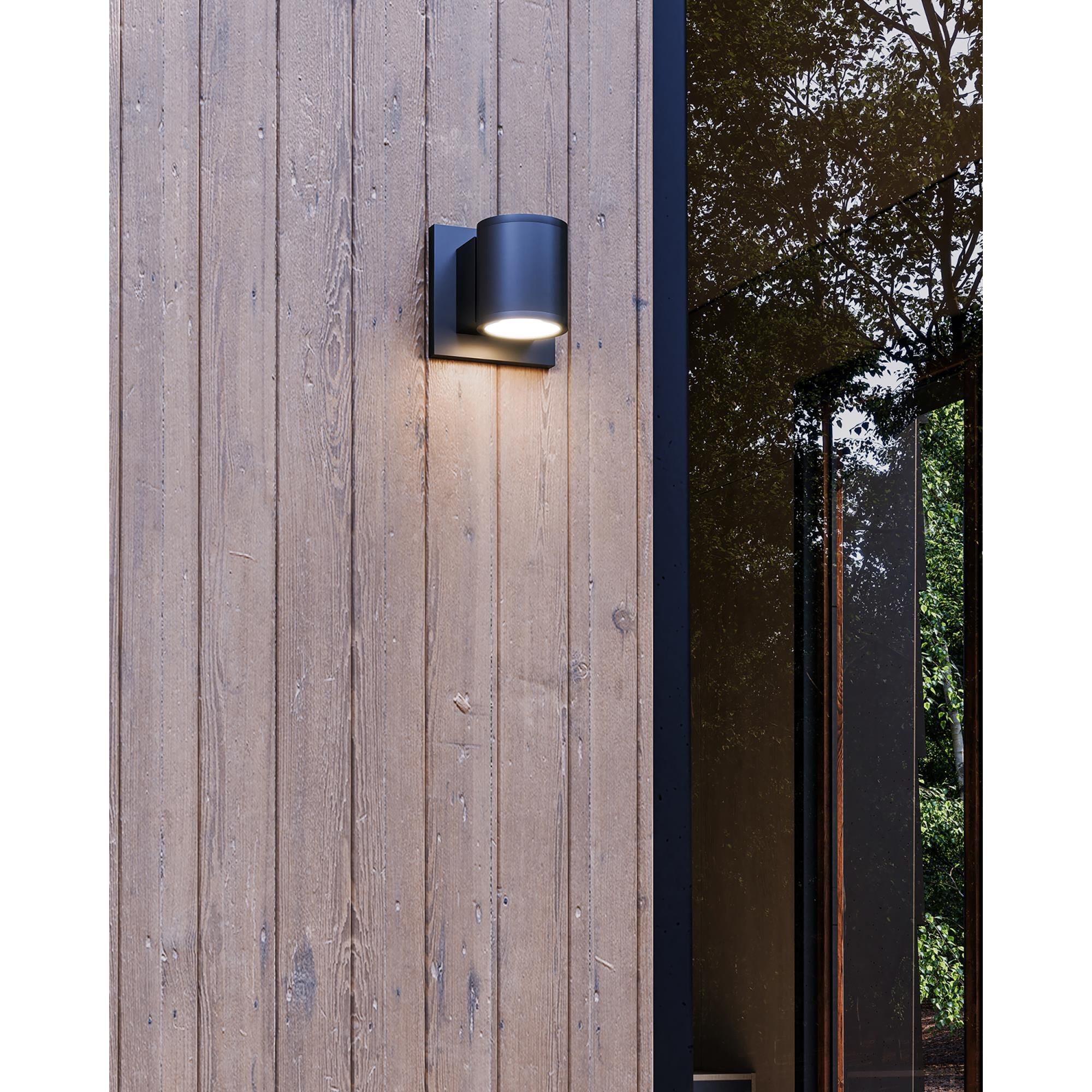 Shown in Textured Black finish and Clear glass and Multi-Facetted Aluminum Reflector shade