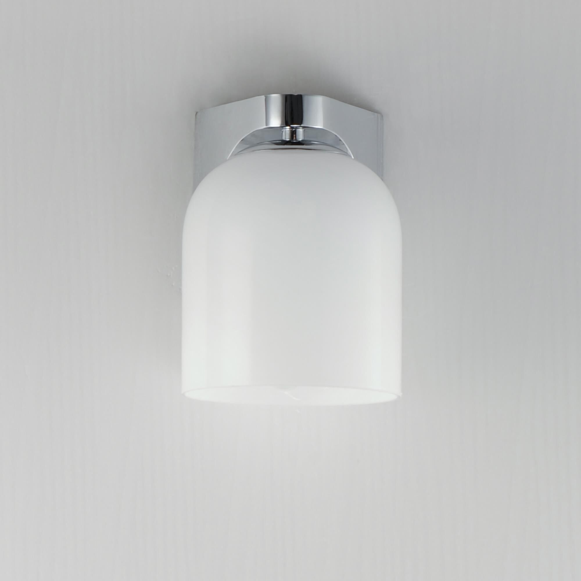 Shown in Polished Chrome finish and Marble glass and Glass shade