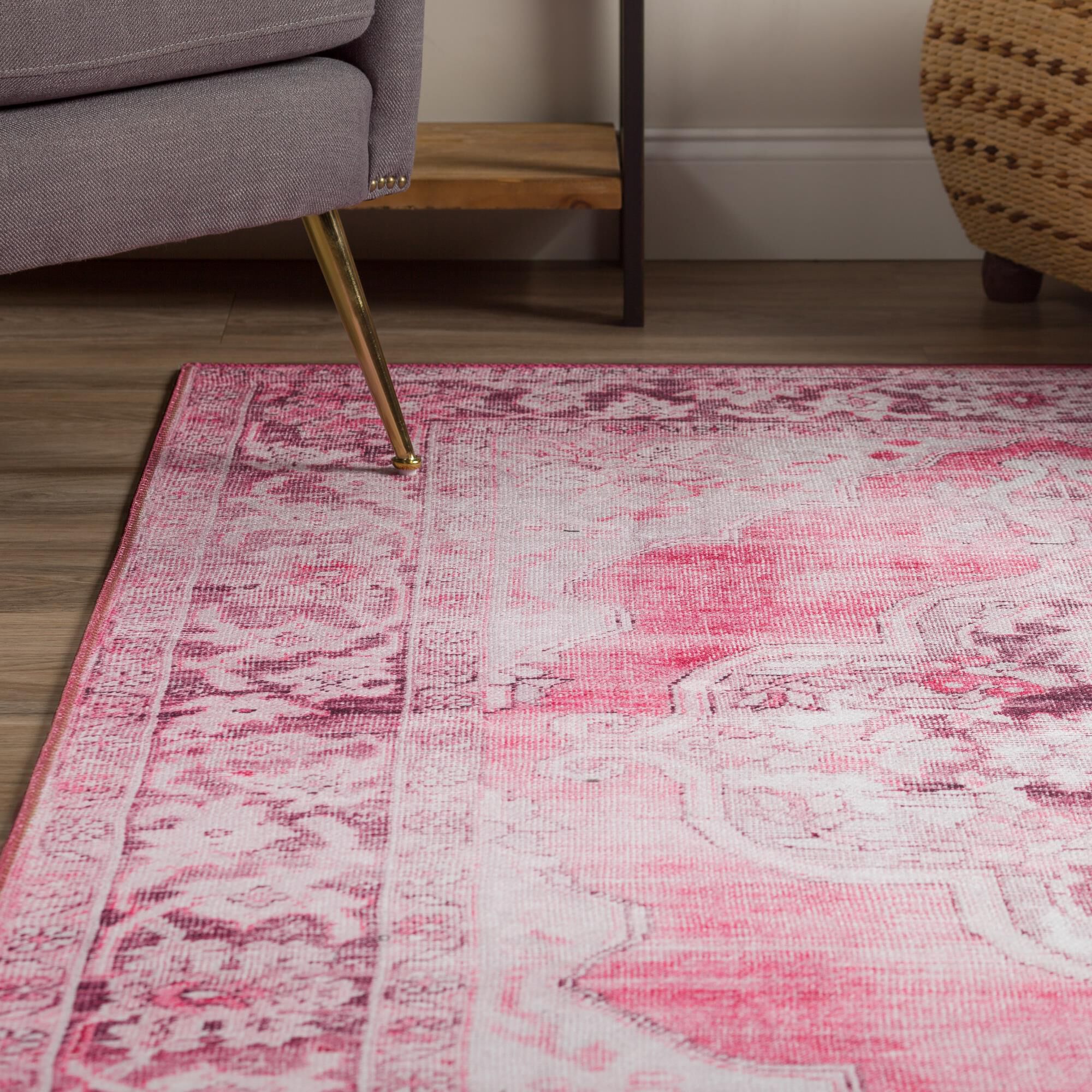 Amanti AM1 Area Rug,